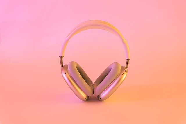 Nordic wireless headphones